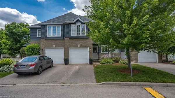 199 Saginaw Parkway #10, Cambridge, ON N1T 1T9