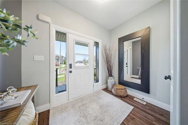 260 Dewdrop Crescent, Waterloo, ON N2V 0A9