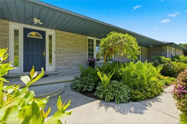 48 German School Road, Paris, ON N3L 3E1