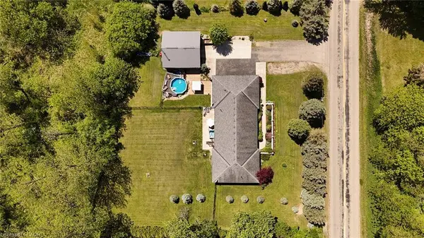 48 German School Road, Paris, ON N3L 3E1