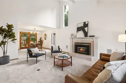 12-Julie_Fontanez19714