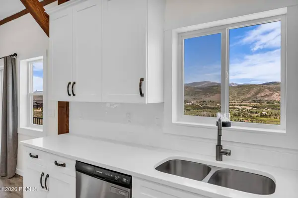 4405 S Red Oak DR Drive, Woodland, UT 84036