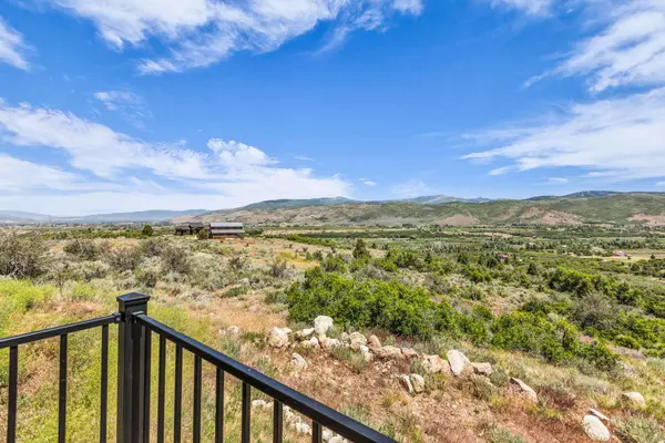 4405 RED OAK DR #122, Woodland, UT 84036