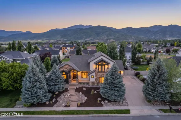 408 S Fox Den Rd, Midway, UT 84049