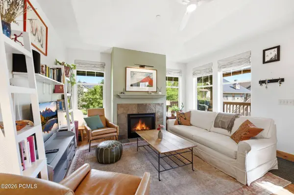 1642 W Redstone AVE Avenue #E, Park City, UT 84098