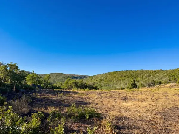 1 Bridge Hollow Rd, Woodland, UT 84036