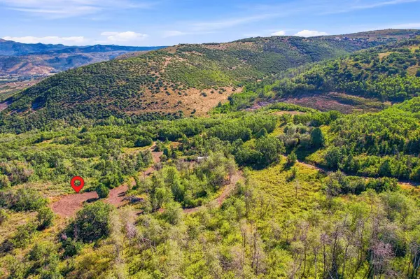 1 BRIDGE HOLLOW RD, Woodland, UT 84036