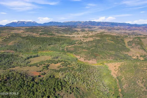 1 Bridge Hollow Rd, Woodland, UT 84036