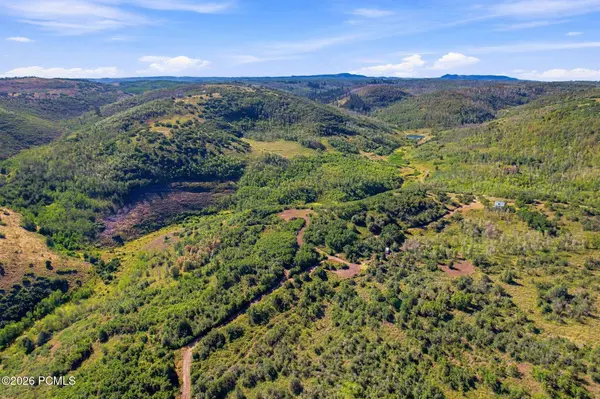 1 Bridge Hollow Rd, Woodland, UT 84036
