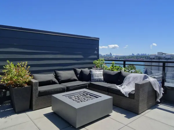 545 E 2nd ST #444, North Vancouver, BC V7L 1E1