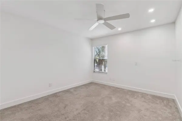 5124 CONROY RD #24, Orlando, FL 32811