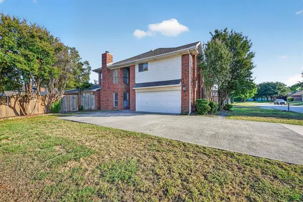 5646 Cancun Drive, North Richland Hills, TX 76180