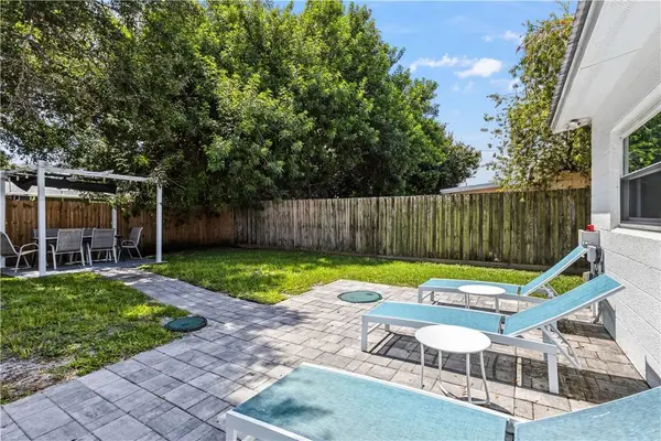 740 17th AVE, Vero Beach, FL 32962