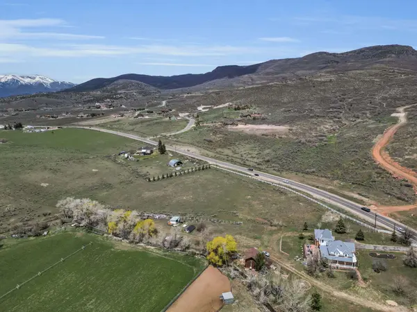 4714 E LAKE CREEK RD, Heber City, UT 84032