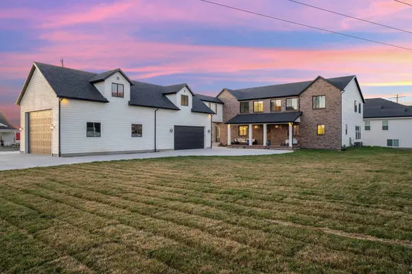 998 W 1950 N, West Bountiful, UT 84087