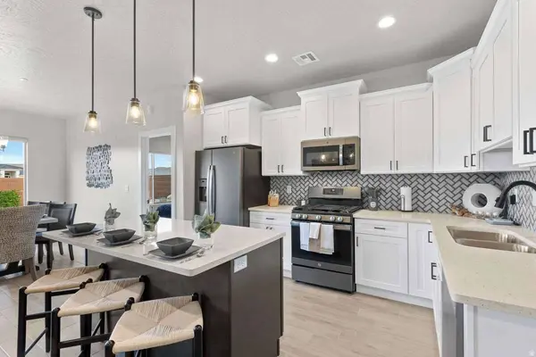 268 N 2020 W #75, Hurricane, UT 84737