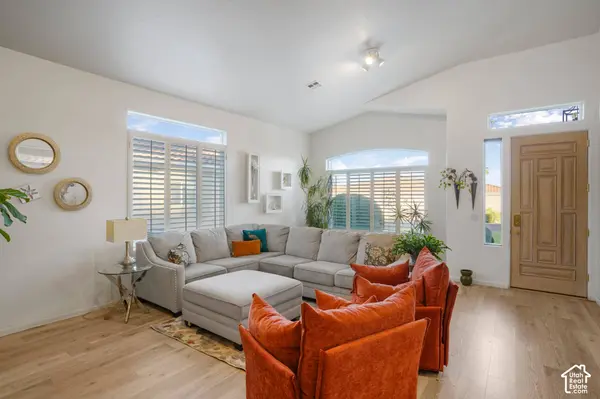 23 N SHADOW DR, Washington, UT 84780
