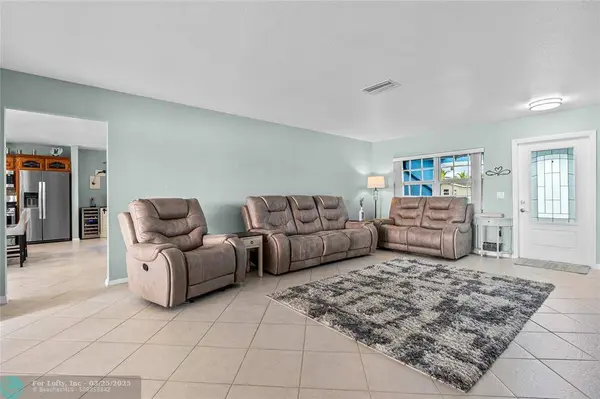 3801 NW 115th Ter, Sunrise, FL 33323