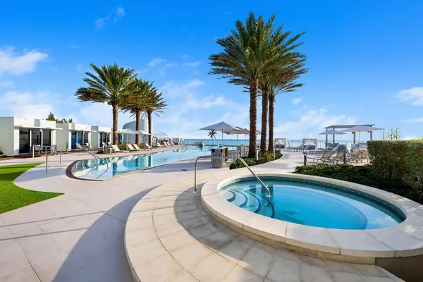701 N Fort Lauderdale Beach BLVD #704