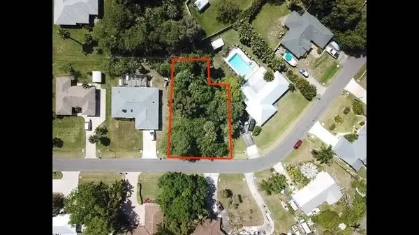 261 Del Monte RD, Sebastian, FL 32958