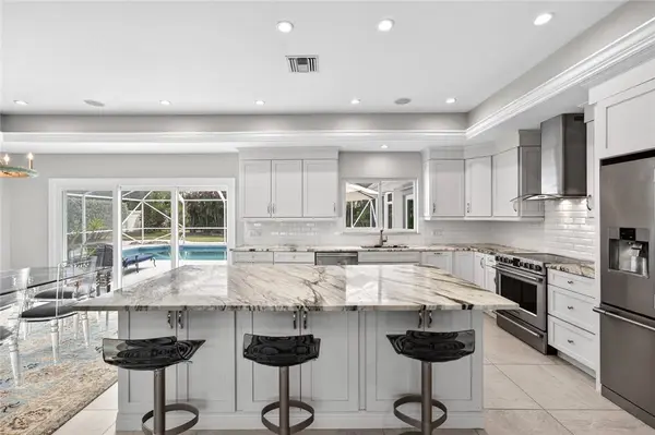 965 Beacon LN, Vero Beach, FL 32963