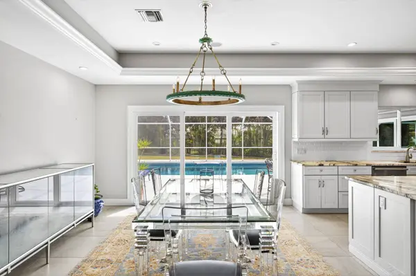 965 Beacon LN, Vero Beach, FL 32963
