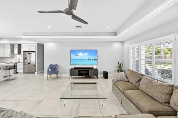 965 Beacon LN, Vero Beach, FL 32963