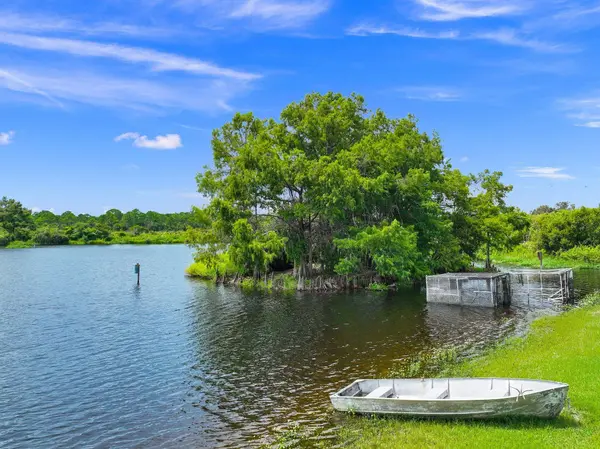 5051 Tozour RD, Fort Pierce, FL 34946