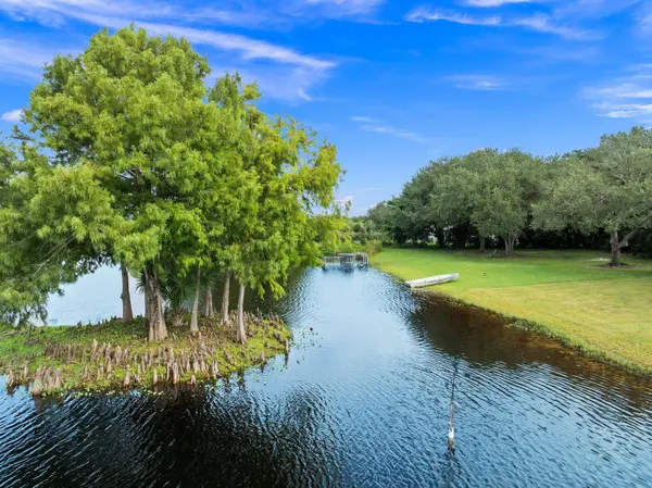 5051 Tozour RD, Fort Pierce, FL 34946