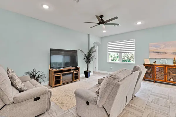 5950 WILD OLIVE WAY, Vero Beach, FL 32966
