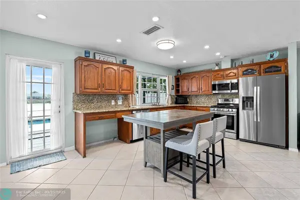 3801 NW 115th Ter, Sunrise, FL 33323