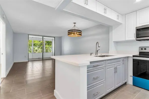 9091 Lime Bay Blvd #312, Tamarac, FL 33321