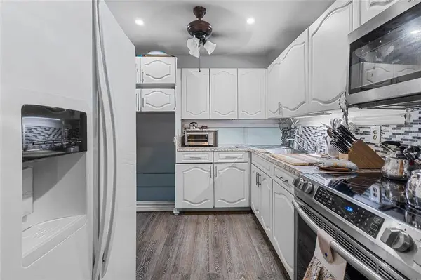 8220 SW 24th St #4115, North Lauderdale, FL 33068