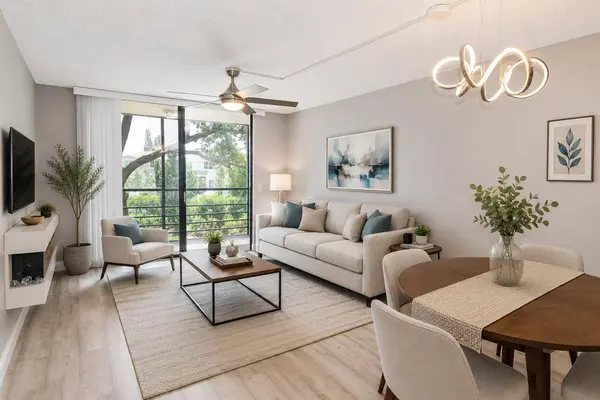 4640 W Lucerne Lakes Blvd W #205, Lake Worth, FL 33467