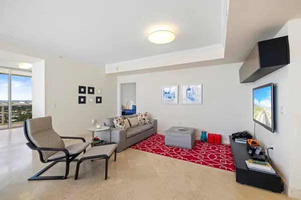 4240 Galt Ocean DR #2106, Fort Lauderdale, FL 33308