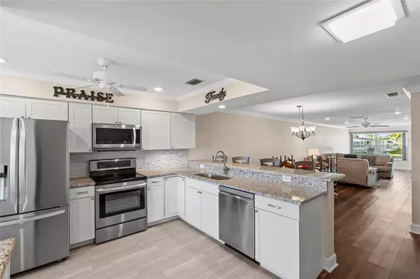 19029 US HIGHWAY 19 N #Apt #33A, Clearwater, FL 33764