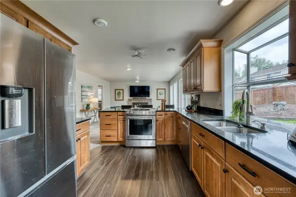 37635 18th PL S, Federal Way, WA 98003