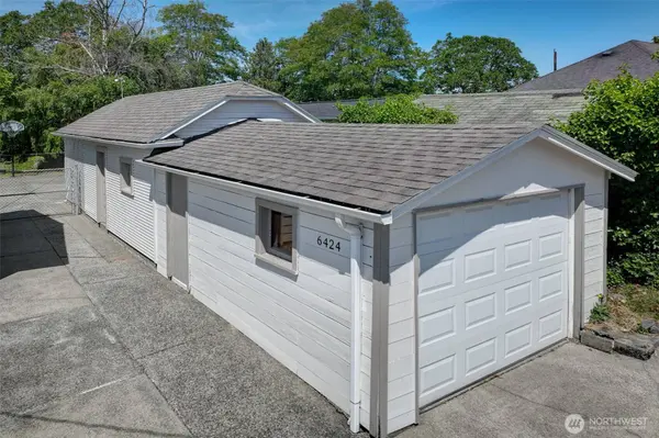 6424 32nd AVE S, Seattle, WA 98118