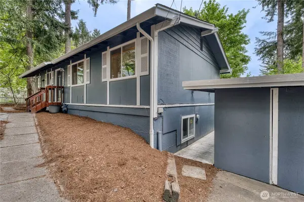 21225 NE 12th ST, Sammamish, WA 98074