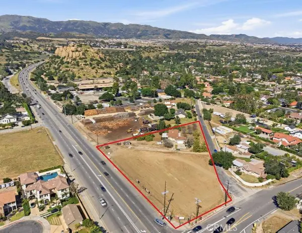 10721 Andora, Chatsworth, CA 91311