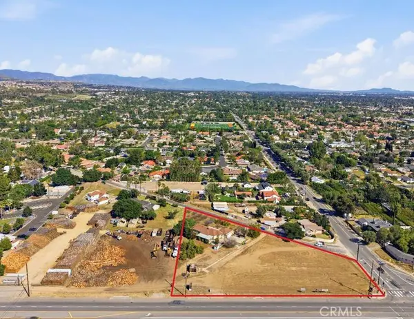 10721 Andora, Chatsworth, CA 91311