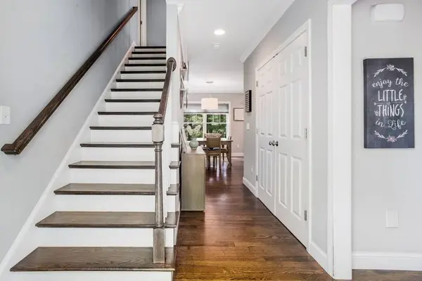 24 Old Merrill St, Amesbury, MA 01913