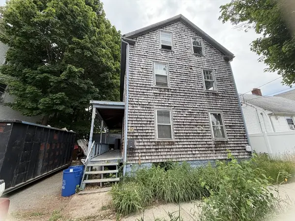 19 Swampscott Ave, Peabody, MA 01961