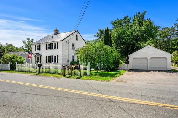 68 Farm LN #1, Seabrook, NH 03874