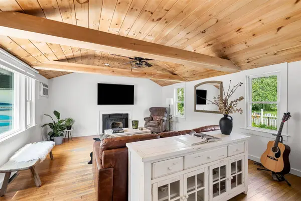 68 Farm LN #1, Seabrook, NH 03874