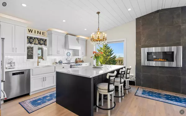 9263 91 County RD, Clearview, ON L0M 1H0