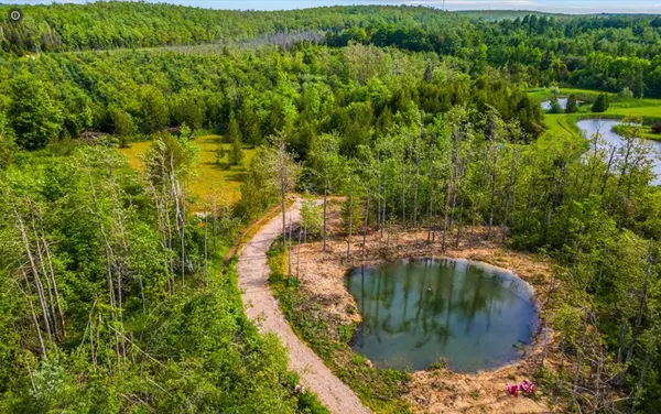 429571 8th B Concession, Grey Highlands, ON N0C 1M0