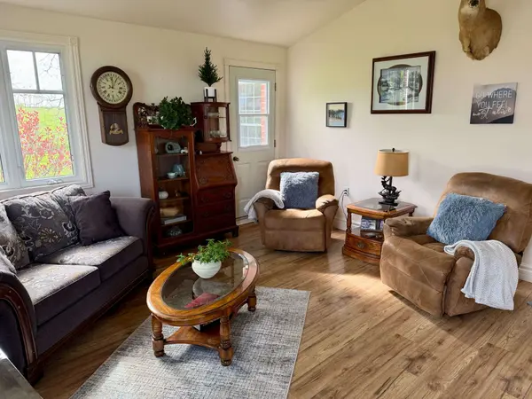 268 FOX RIDGE RD, Grey Highlands, ON N0H 1J0