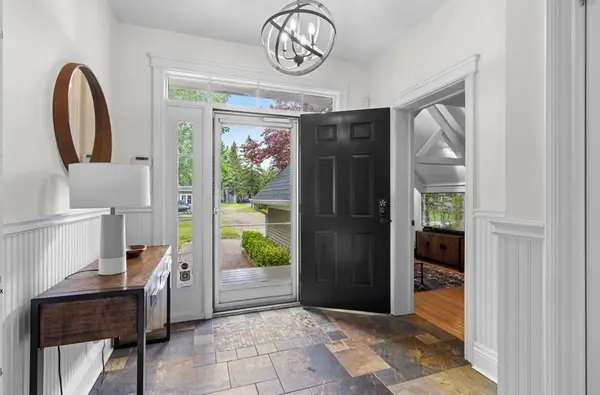 63 Georgian Manor DR, Collingwood, ON L9Y 5P4