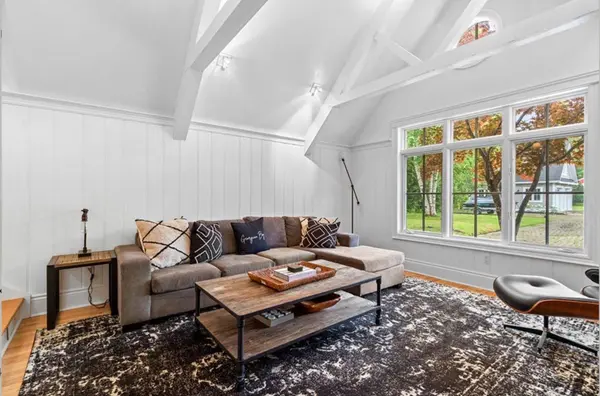 63 Georgian Manor DR, Collingwood, ON L9Y 5P4